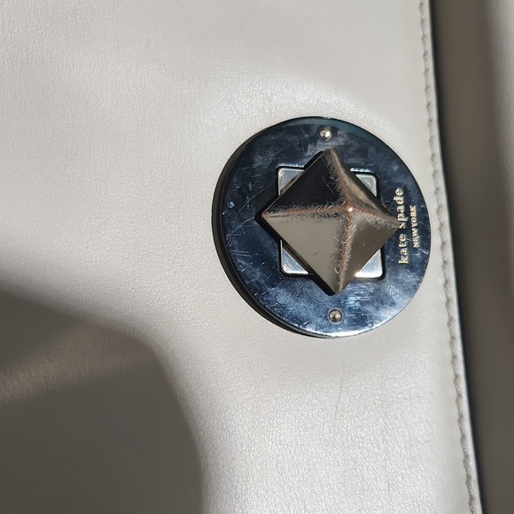 Kate Spade Purse good condion has some scuffs -latch and indent strap non ks - Picture 2 of 15